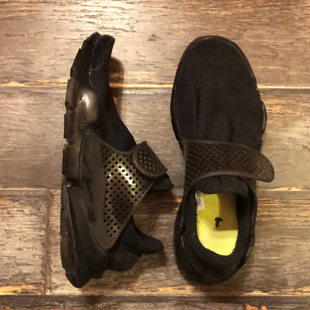 Nike sock darts